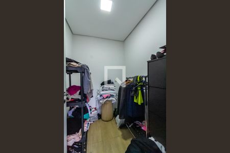 Apartamento à venda com 300m², 4 quartos e 4 vagas Apartamento à venda com 300m², 4 quartos e 4 vagasQuarto de Serviço