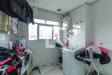 Apartamento à venda com 300m², 4 quartos e 4 vagas Apartamento à venda com 300m², 4 quartos e 4 vagasÁrea de Serviço