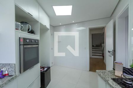 Apartamento à venda com 300m², 4 quartos e 4 vagas Apartamento à venda com 300m², 4 quartos e 4 vagasCozinha