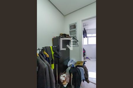 Apartamento à venda com 300m², 4 quartos e 4 vagas Apartamento à venda com 300m², 4 quartos e 4 vagasQuarto de Serviço