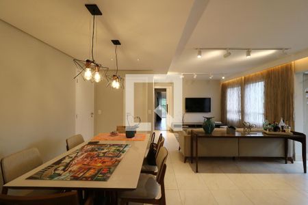 Apartamento à venda com 120m², 3 quartos e 2 vagasSala