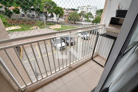 Sala - Sacada de apartamento para alugar com 2 quartos, 47m² em Vila Industrial (campinas), Campinas