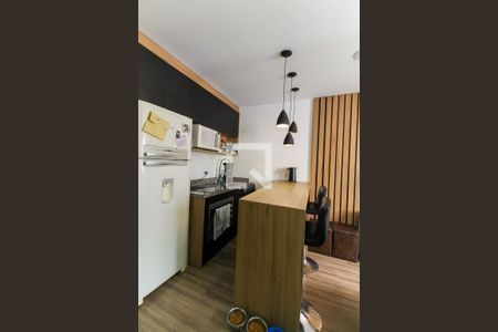 Sala/Cozinha de apartamento à venda com 2 quartos, 38m² em Quarta Parada, São Paulo