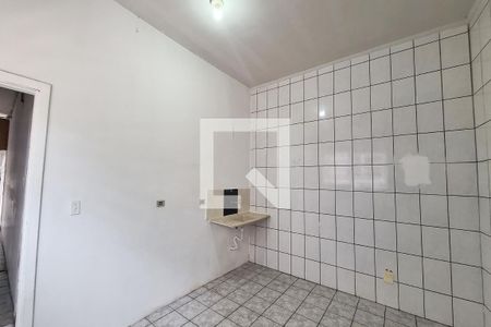 Cozinha de casa para alugar com 1 quarto, 120m² em Vila Lucia, São Paulo