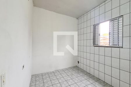 Sala/Quarto de casa para alugar com 1 quarto, 120m² em Vila Lucia, São Paulo