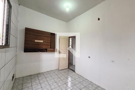 Sala/Quarto de casa para alugar com 1 quarto, 120m² em Vila Lucia, São Paulo