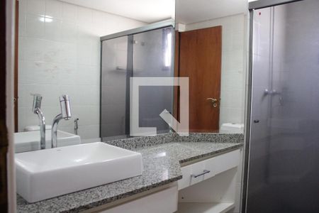 Banheiro 1 de apartamento para alugar com 3 quartos, 144m² em Vila Regente Feijó, São Paulo