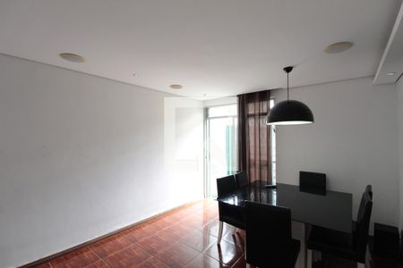 Sala de casa para alugar com 2 quartos, 80m² em Itapoã, Belo Horizonte