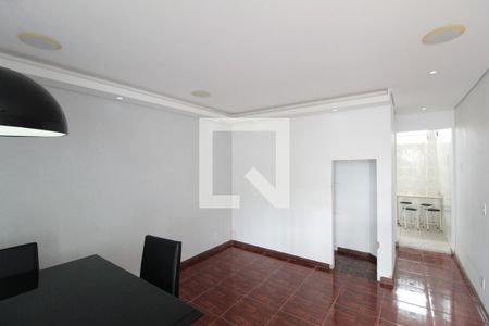 Sala de casa para alugar com 2 quartos, 80m² em Itapoã, Belo Horizonte