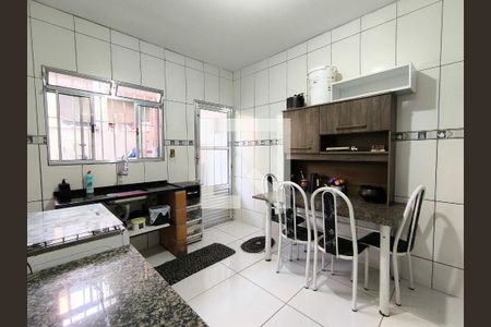 Cozinha de casa para alugar com 1 quarto, 45m² em Parque Residencial Jundiaí, Jundiaí