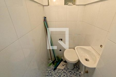 Lavabo de apartamento para alugar com 3 quartos, 120m² em Boqueirão, Santos