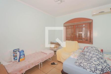 Quarto 1 de casa à venda com 4 quartos, 490m² em Sarandi, Porto Alegre