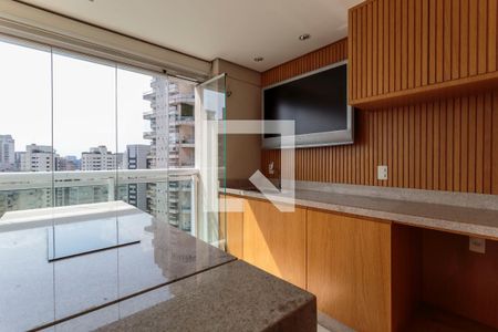 Varanda Sala de apartamento à venda com 3 quartos, 158m² em Vila Nova Conceição, São Paulo