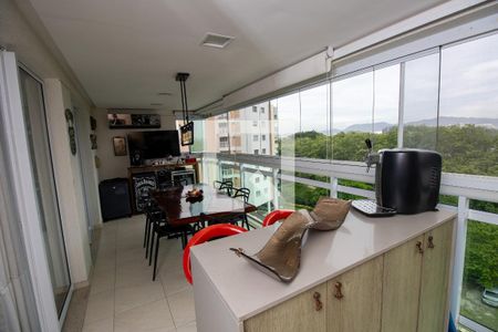 Varanda de apartamento para alugar com 3 quartos, 156m² em Barra da Tijuca, Rio de Janeiro