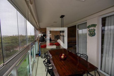 Varanda de apartamento para alugar com 3 quartos, 156m² em Barra da Tijuca, Rio de Janeiro