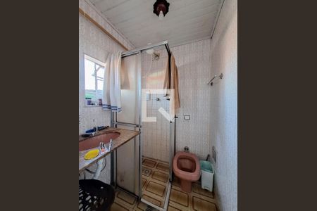 Casa à venda com 220m², 5 quartos e 2 vagas Casa à venda com 220m², 5 quartos e 2 vagasBanheiro casa 2