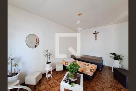 Casa à venda com 220m², 5 quartos e 2 vagas Casa à venda com 220m², 5 quartos e 2 vagasQuarto 2