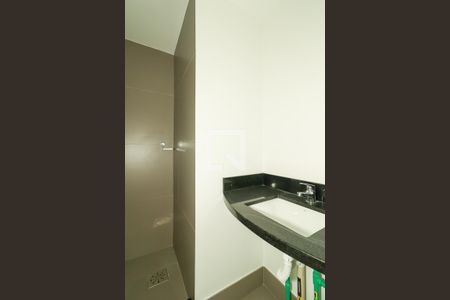 Banheiro de apartamento à venda com 0 quarto, 39m² em Chácara das Pedras, Porto Alegre