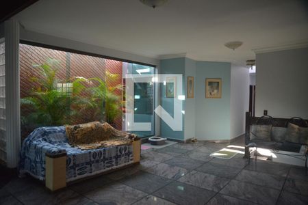 Sala de casa para alugar com 4 quartos, 292m² em Parque Novo Oratório, Santo André