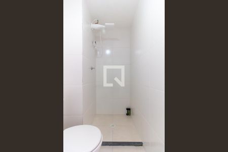 Banheiro de apartamento para alugar com 1 quarto, 25m² em Água Branca, São Paulo