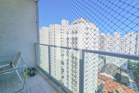 Varanda  de apartamento para alugar com 3 quartos, 90m² em Barra Funda, Guarujá