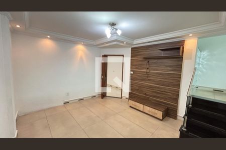 Sala de Tv de casa para alugar com 3 quartos, 272m² em Jardim Monte Libano, Santo André