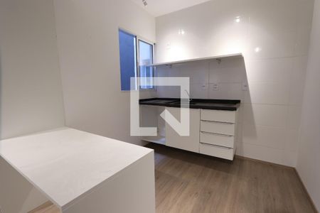 Cozinha de kitnet/studio para alugar com 1 quarto, 29m² em Vila Independencia, São Paulo