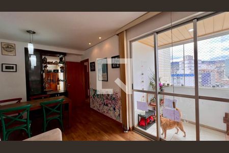 sala  de apartamento à venda com 3 quartos, 75m² em Santa Tereza, Belo Horizonte