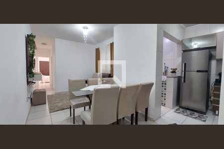 Sala de apartamento à venda com 2 quartos, 70m² em Vila Curuçá, Santo André