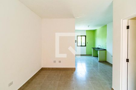 Sala/Quarto/Cozinha de casa para alugar com 0 quarto, 30m² em Butantã, São Paulo