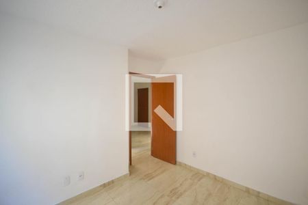 Quarto 1 de apartamento para alugar com 2 quartos, 40m² em Jardim Alvorada, Nova Iguaçu