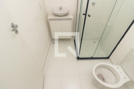 Banheiro de kitnet/studio para alugar com 1 quarto, 24m² em Vila Buarque, São Paulo