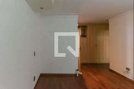 Suíte 1 de casa para alugar com 5 quartos, 300m² em Jardim Nova Europa, Campinas