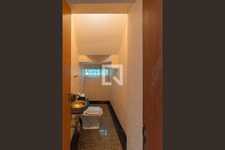 Lavabo de casa para alugar com 5 quartos, 300m² em Jardim Nova Europa, Campinas