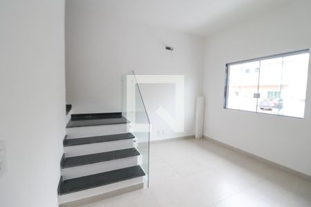 Sala de casa de condomínio à venda com 3 quartos, 150m² em Jardim das Carpas, Jundiaí