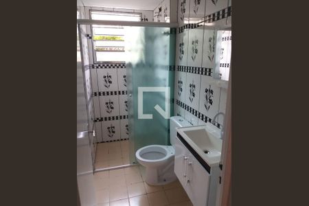 Banheiro de apartamento para alugar com 2 quartos, 62m² em Lajeado, Cotia