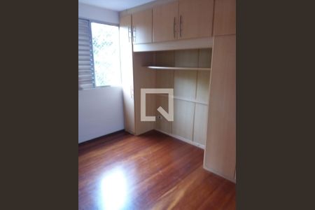 Quarto de apartamento para alugar com 2 quartos, 62m² em Lajeado, Cotia