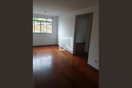 Sala de apartamento para alugar com 2 quartos, 62m² em Lajeado, Cotia