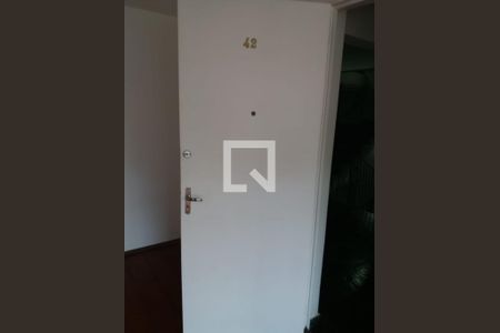 Quarto de apartamento para alugar com 2 quartos, 62m² em Lajeado, Cotia