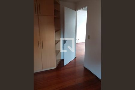 Quarto de apartamento para alugar com 2 quartos, 62m² em Lajeado, Cotia