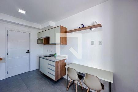 Sala/Quarto de kitnet/studio à venda com 1 quarto, 21m² em Alto do Ipiranga, São Paulo