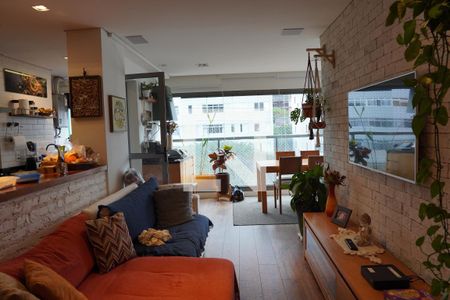 Sala de apartamento à venda com 2 quartos, 78m² em Pinheiros, São Paulo