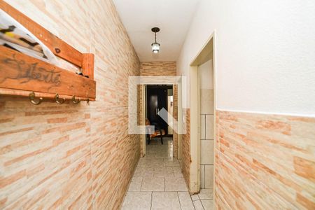 Corredor de apartamento para alugar com 1 quarto, 40m² em Jardim Itu, Porto Alegre