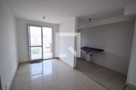 Apartamento para alugar com 71m², 3 quartos e 1 vagaSala