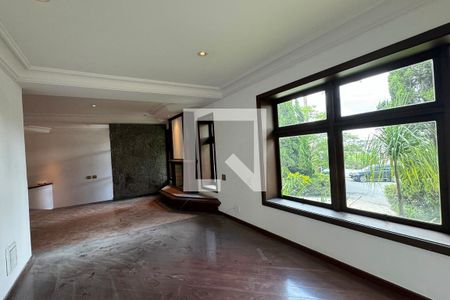 Sala de casa de condomínio para alugar com 4 quartos, 583m² em Residencial Zero (tambore), Santana de Parnaíba