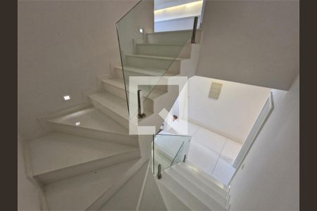 Casa à venda com 4 quartos, 412m² em Barra da Tijuca, Rio de Janeiro