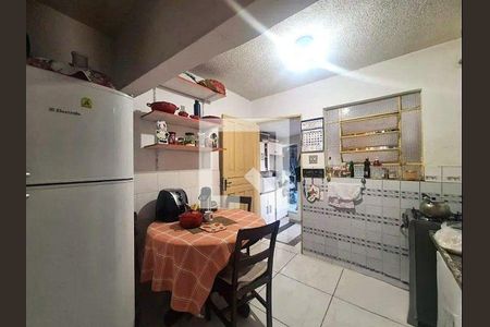 Casa à venda com 4 quartos, 80m² em Jardim Colombo, São Paulo