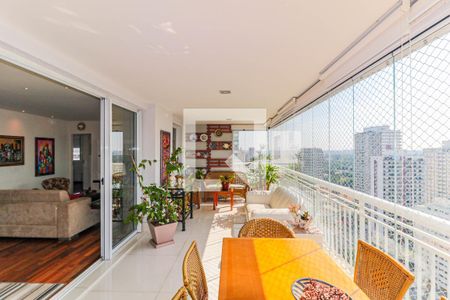 Varanda de apartamento à venda com 3 quartos, 135m² em Santo Amaro, São Paulo