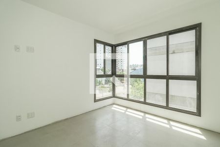 Sala / quarto de kitnet/studio à venda com 0 quarto, 46m² em Santana, Porto Alegre