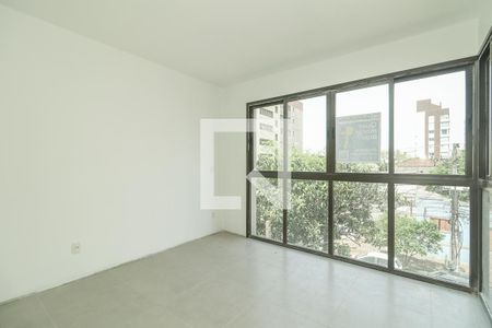 Sala / quarto de kitnet/studio à venda com 0 quarto, 46m² em Santana, Porto Alegre